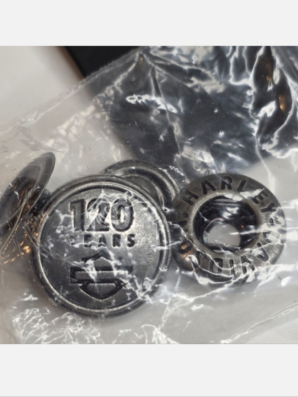 Harley Davidson Limited Edition 120th Anniversary Silver Snap Button Set Of 2 - Picture 2 of 4